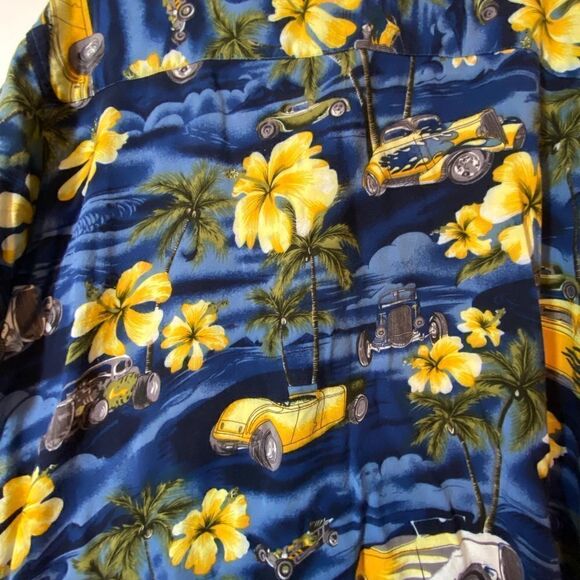 Tropical Button Up Shirt with Flowers and Old Classic Hot Rods Size Large - Picture 6 of 6
